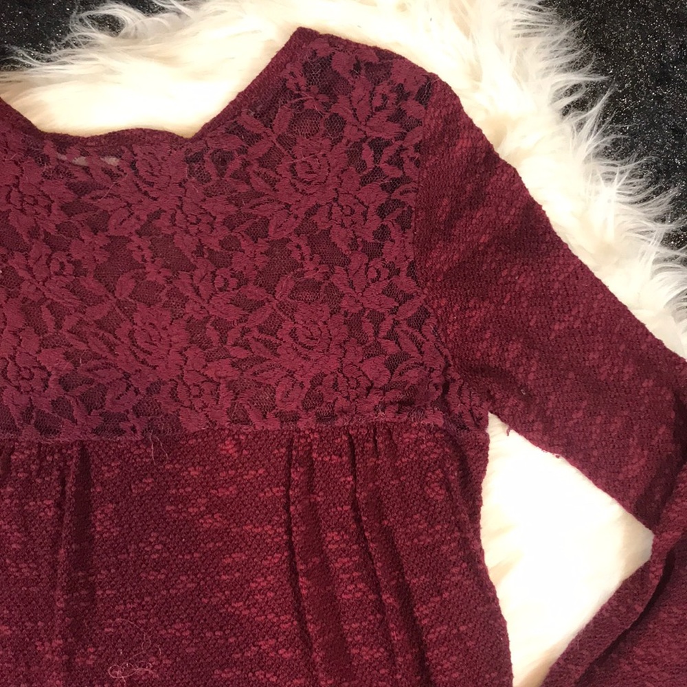 American Eagle Lace back Maroon Sweater